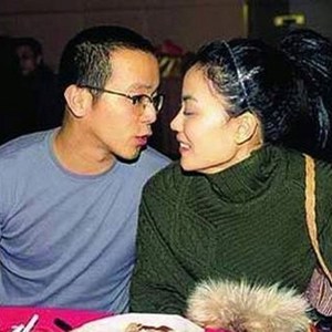 黑人牲交视频免费播放
